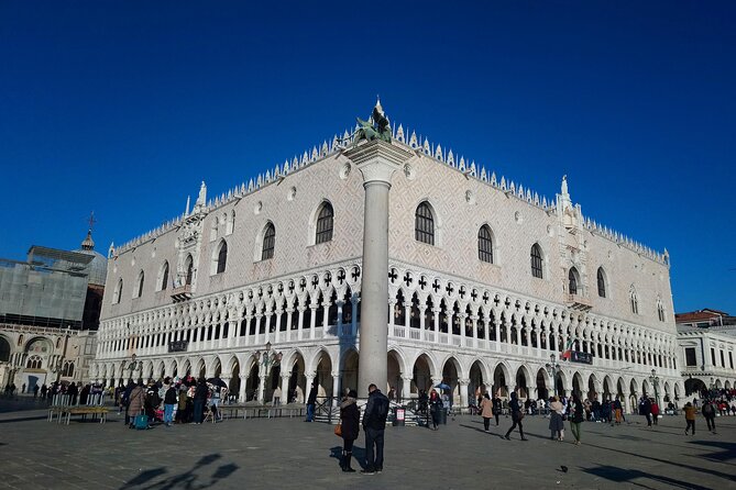 Small Group Venice Tour on Foot and by Boat With Tickets Included