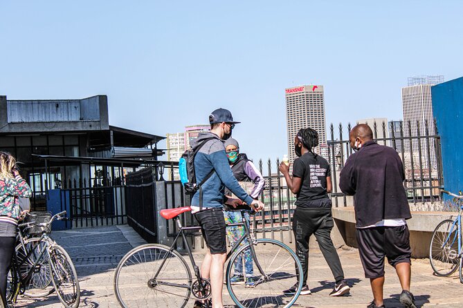 Soweto & Johannesburg – Walking, Bike , E-Scooter, Tuk Tuk Tour