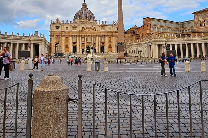 St. Peters Basilica Dome To Underground Grottoes Tour Meeting And End Points