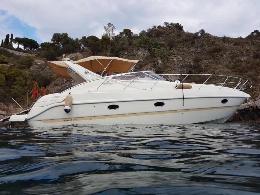 Taormina: Boat Tour Of The Bay Of Taormina, All Inclusive