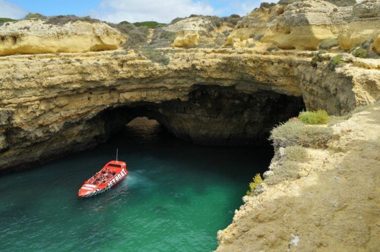 Thrilling 30 Minute Jet Boat Ride In The Algarve Activity Overview