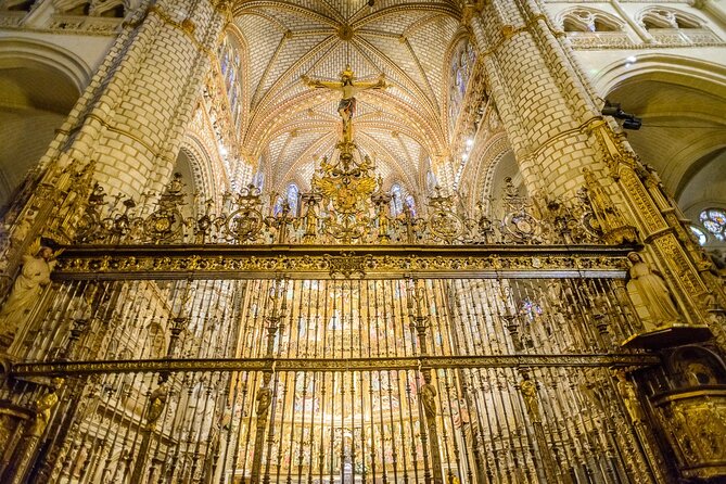 Toledo Tour: Cathedral & 8 Monuments With Pick-Up From Madrid