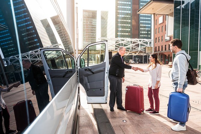 Toronto Pearson Airport Arrival Transfer (Airport to Any Hotel or Address) - Included Services and Amenities