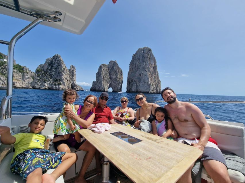 Tour Capri: Discover the Island of VIPS by Boat - Discover the Island of Capri