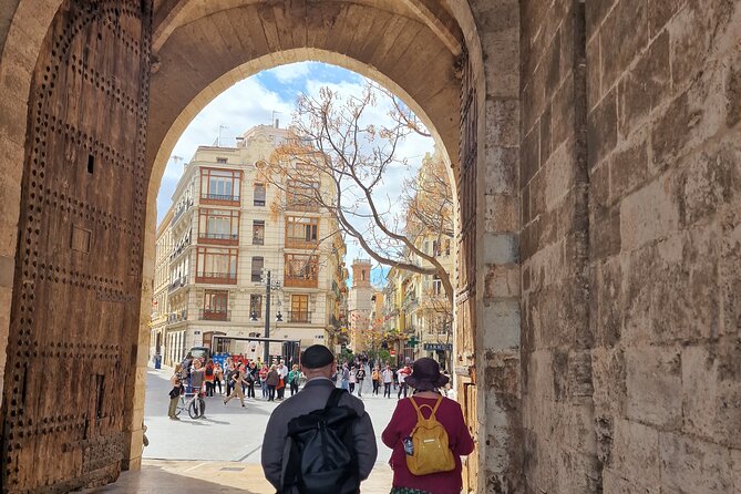 Valencia: Art & Architecture Guided Tour With Monuments Tickets - Overview of the Tour