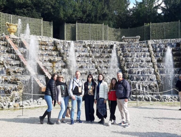 Versailles In Mini Groups From Paris With Skip The Line Discover The Palace Of Versailles