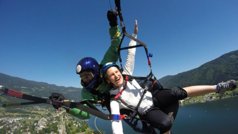 Villach/Ossiacher Lake: Paragliding Action Tandem Flight