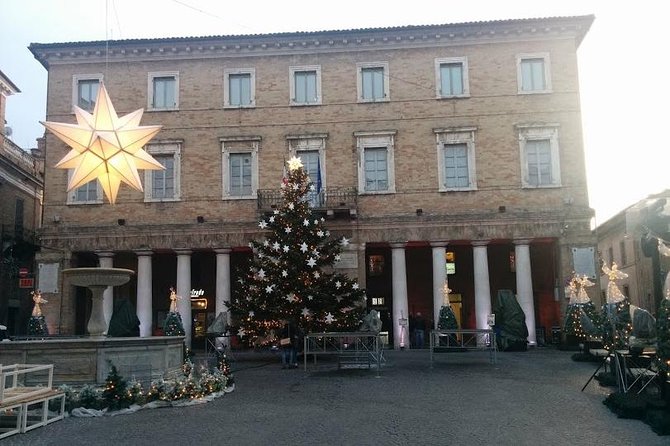 Visit of the Ducal Palace of Urbino - Overview of the Ducal Palace