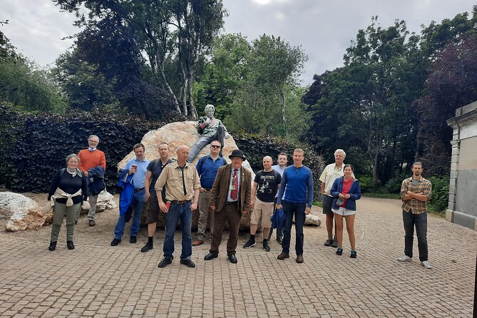 Walking Tour In Merrion Square Park With A Pint Of Guinness Dublin Rogues Tour Connecting With Irelands Cultural Heritage