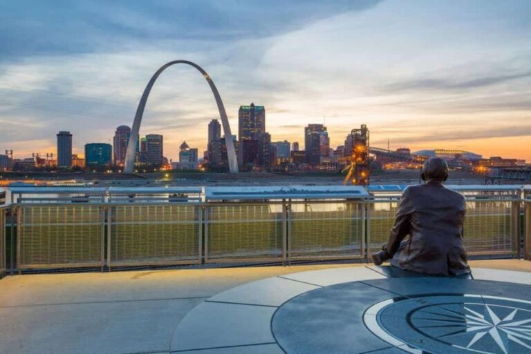 Walking Tour Of The Saint Louis Fascinating History Gateway Arch And Beyond