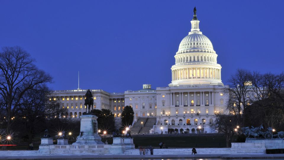 Washington DC: Small-Group 3-Hour Night Tour - Tour Overview