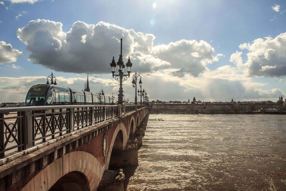 Welcome to Bordeaux: Private Walking Tour With a Local - Tour Overview