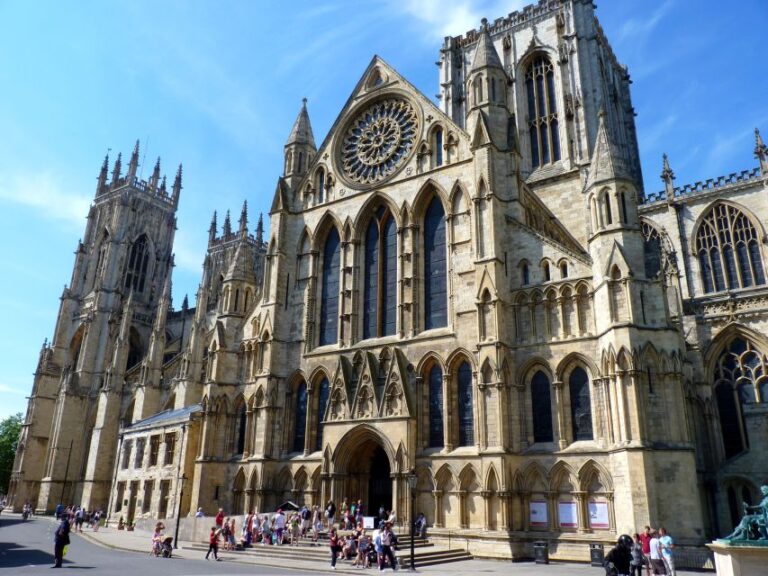 York: Romans, Vikings, And Medieval Marvels Audio Guide Exploring Yorks Ancient Landmarks