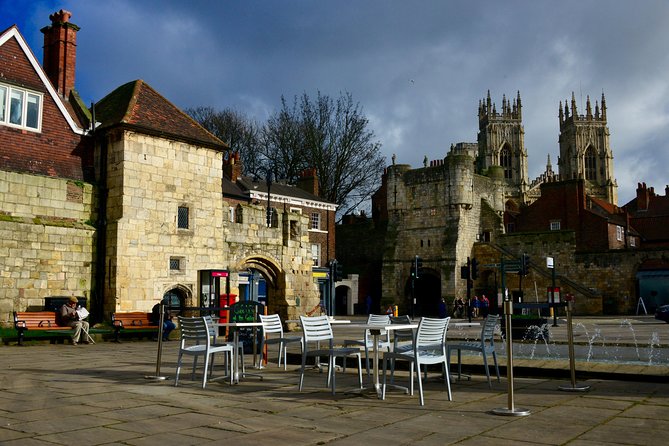 York Small-Group Evening Walking Tour With Guide - Overview of the Walking Tour