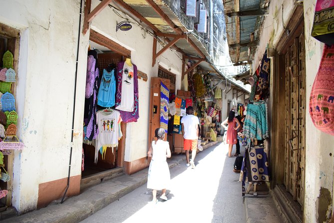 Zanzibar Stone Town Walking Tour - Visiting the Freddie Mercury Museum