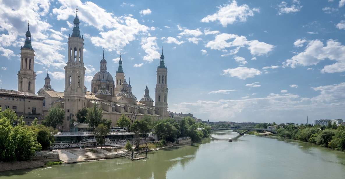 Zaragoza - Historic Walking Tour - Iconic Basilica of Our Lady of Pilar