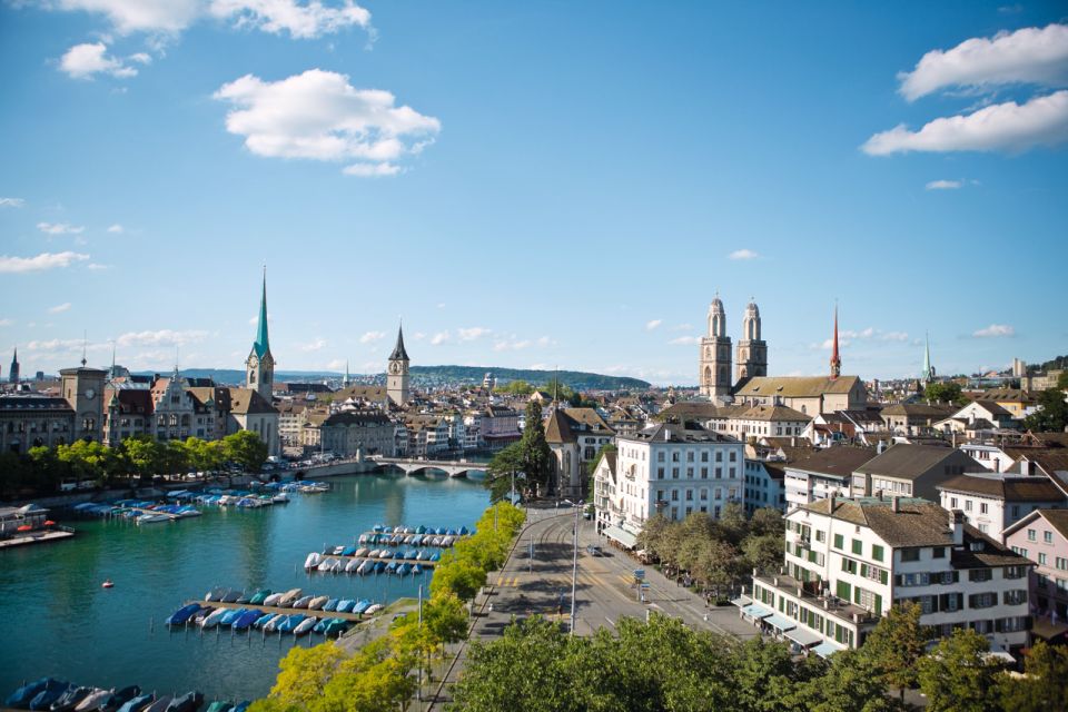 Zurich: Highlights Walking Tour With a Local Guide - Tour Overview and Details