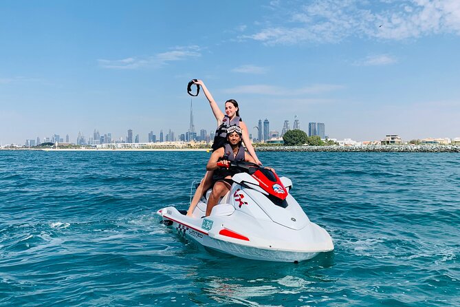 1 Hour Dubai Jet Ski Tour Past Burj Al Arab & Atlantis - Inclusions and Amenities