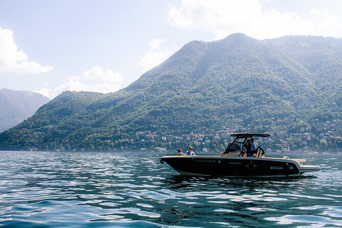 1H Private Cruise Lake Como Tender Yacht Invictus 5 Pax - Inclusions