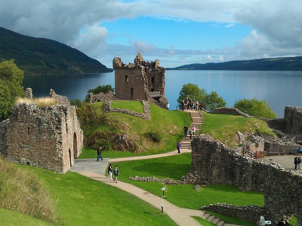 2-Day Inverness and the Highlands Very Small Group Tour From Edinburgh - Clava Cairns Prehistoric Site