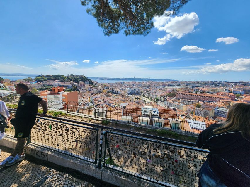 2-Hour Private Tour of Lisbon - Inclusions