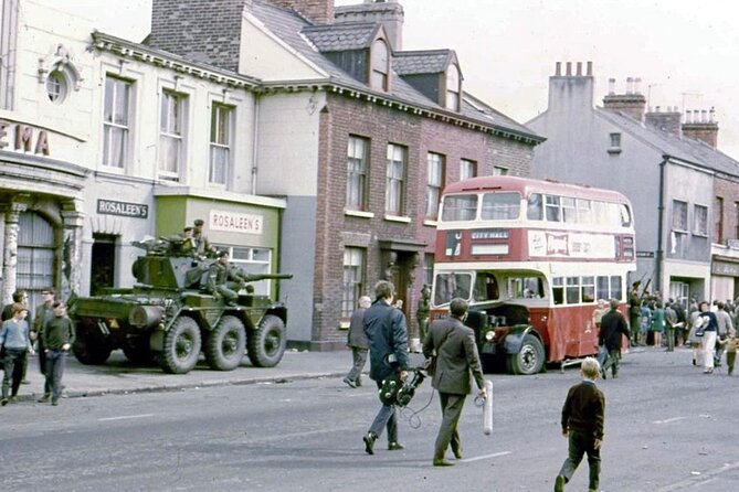 2 Hours Belfast Original Drivers the Troubles Black Taxi Tour - Highlights of the Tour