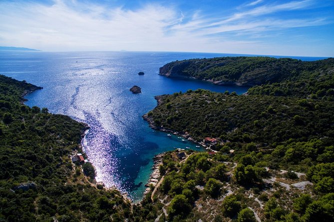 4-Island Split Boat Tour (Brač, Pakleni, Hvar, Šolta) - Meeting and Pickup Details