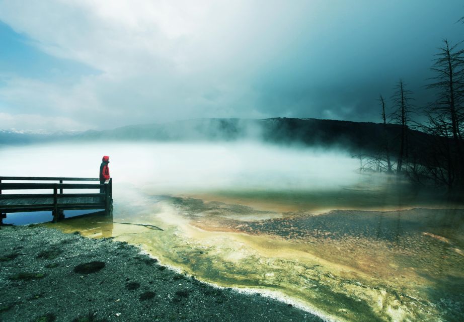 9-Day Winter Yellowstone Tour With Southern Utah and Arizona - National Park Explorations