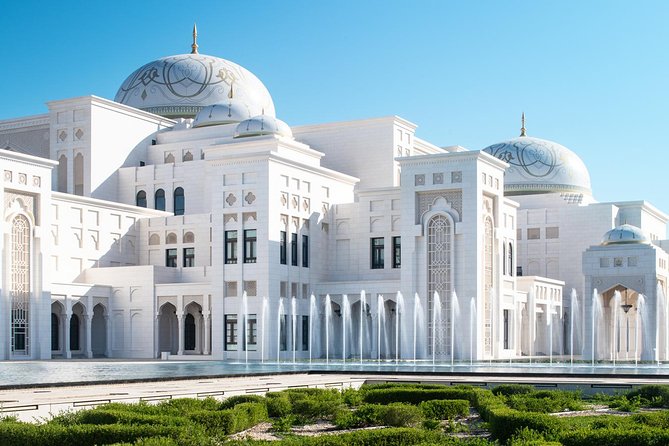 Abu Dhabi City Tour With Louvre Museum Entry Ticket - Sheikh Zayed Grand Mosque Center