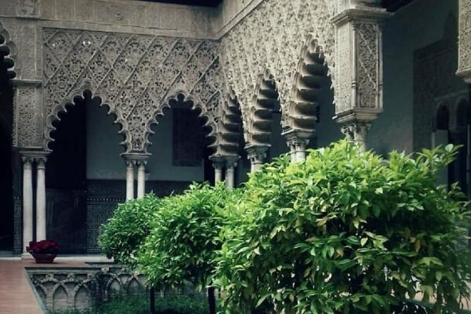 Alcazar and Cathedral of Seville Private Tour - Visiting the Seville Cathedral