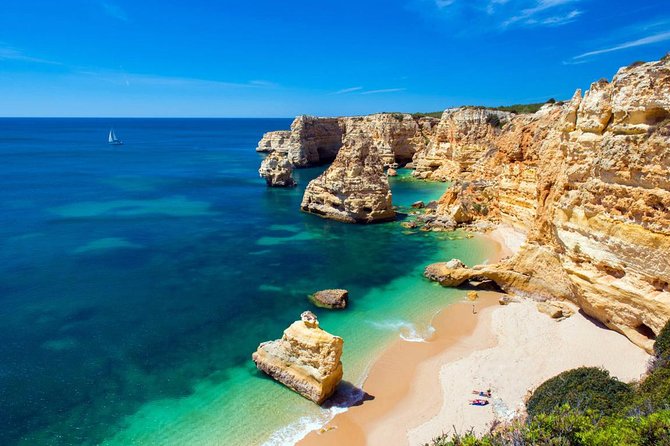 Algarve Landscapes & Winery - Exploring Picturesque Villages