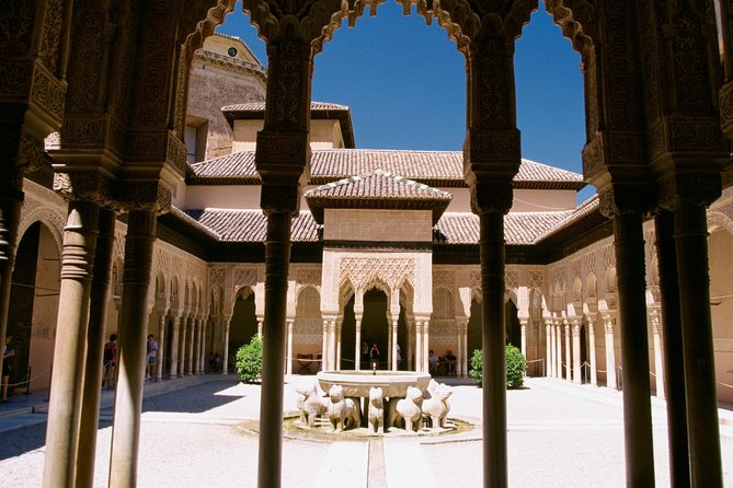 Alhambra and Generalife Gardens Tour With Skip the Line Tickets - Inclusions and Exclusions