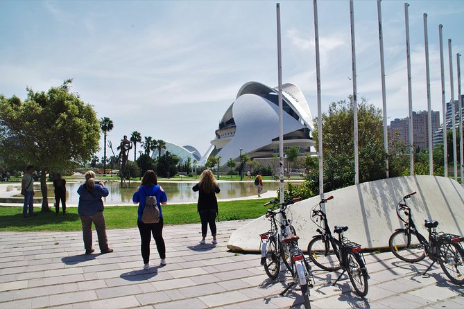 All of Valencia by Bike - Colon Market Exploration