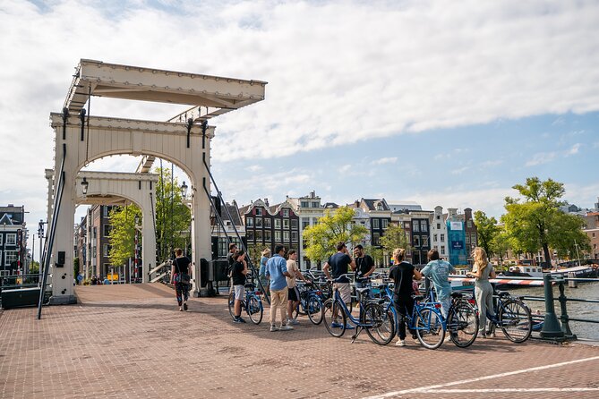 Amsterdam Highlights Bike Tour With Optional Canal Cruise - Meeting and Pickup Location