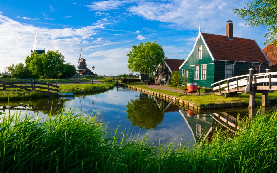 Amsterdam: Keukenhof and Zaanse Schans Windmills Day Trip - Itinerary and Activities