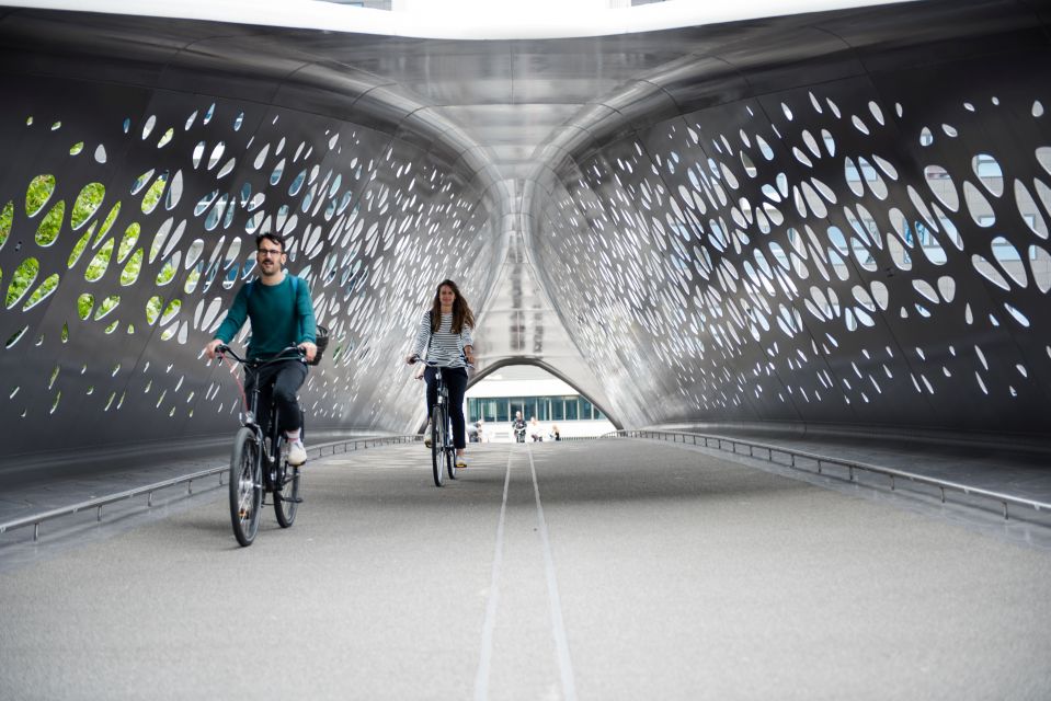 Antwerp: Guided Bike Tour - Activity and Duration