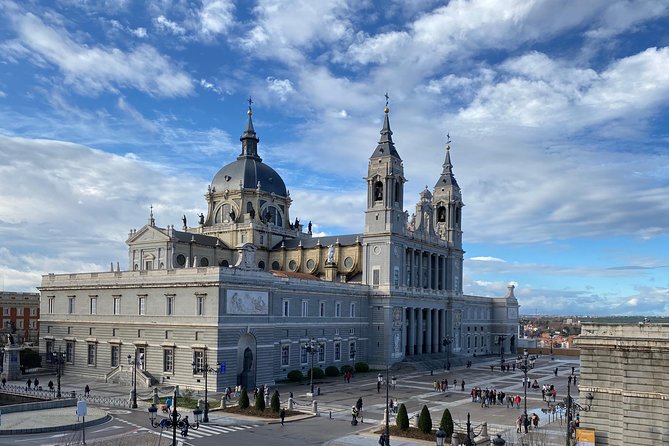 Architecture Tour Old Madrid, From the Arabs to the Borbons, Through the Austrias - Architectural Styles and Influences