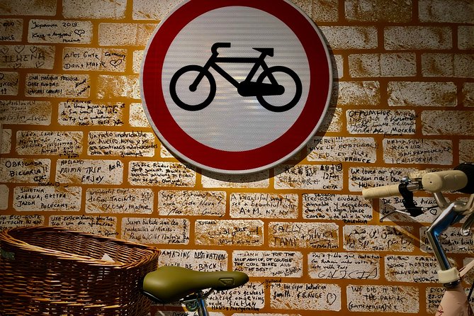 Aveiro Bike Rental - 5/8 Hours - Included Services and Amenities