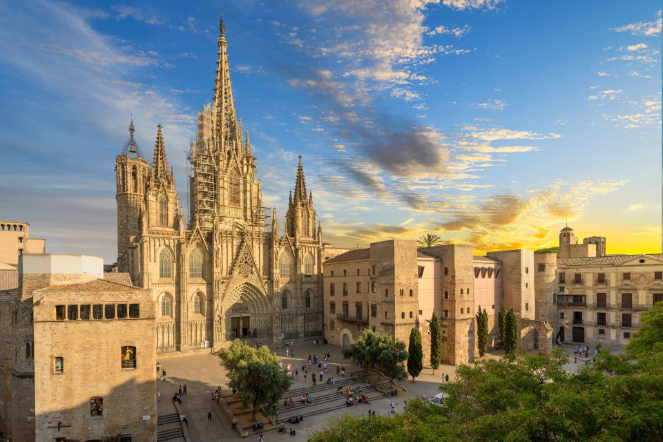 Barcelona: Customizable Guided City Tour - Immersive Off-the-Beaten-Path Experience