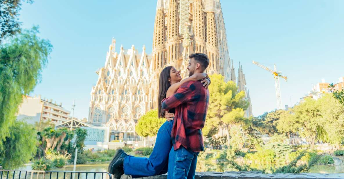 Barcelona: Your Own Private Photoshoot at Sagrada Familia - Pricing Options