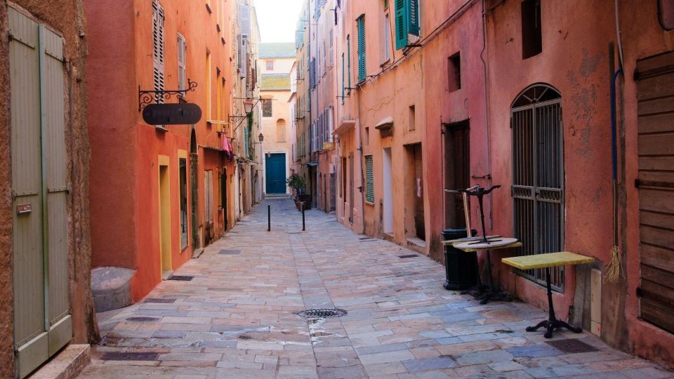 Bastia: Outdoor Escape Game Robbery In The City - Explore the City Center