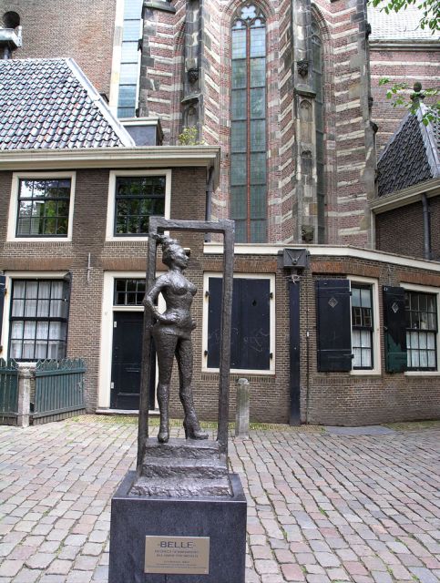 Behind Closed Curtains: Exclusive Red Light District Tour - Itinerary Highlights