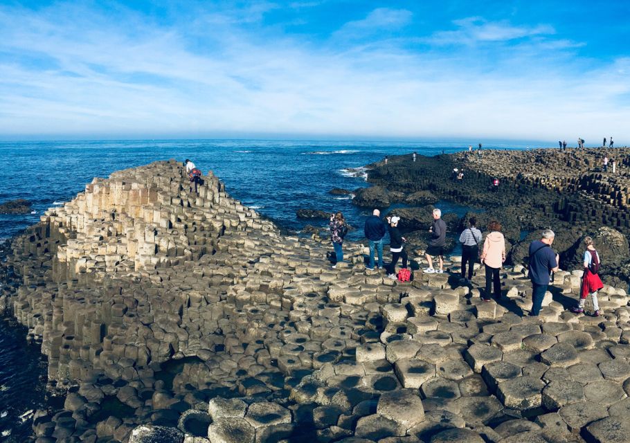 Belfast and Giants Causeway in Italian or Spanish - Itinerary Details