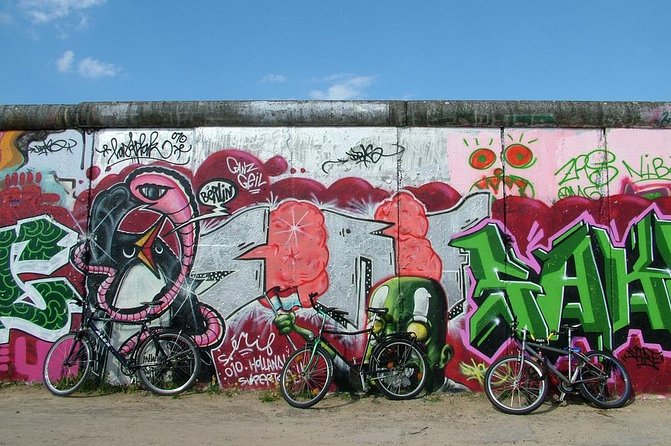 Berlin Historical Bike Tour: Berlin Wall and Cold War - Berlin Wall Memorial at Bernauer Strasse