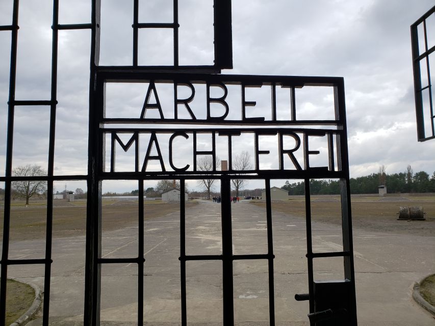 Berlin: Private Van Tour to Sachsenhausen Concentration Camp - Tour Highlights