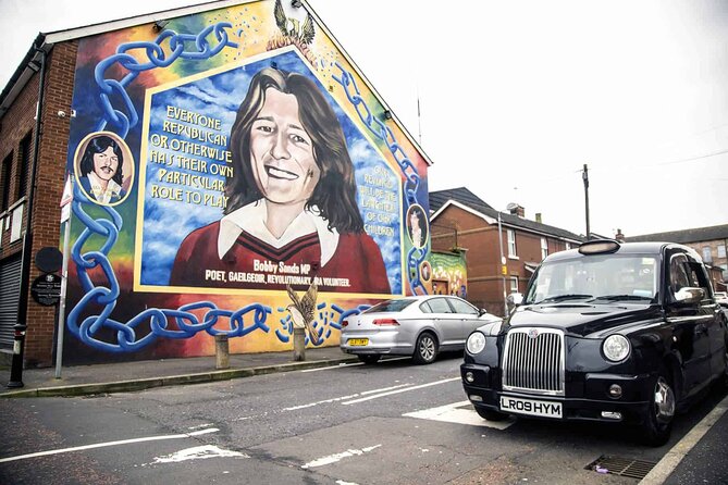 Black Taxi Tour and Crumlin Road Gaol Tour Combo - Accessibility