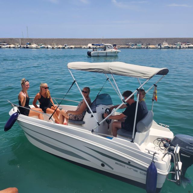 Boat Without Licence, Fuel Included - Rental Options