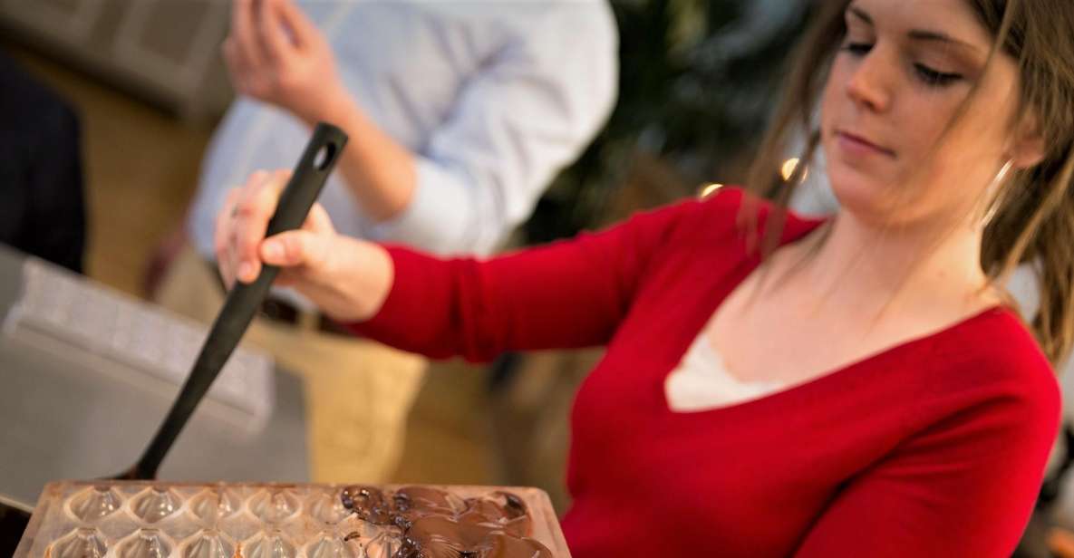 Brussels: Chocolate Workshop and Guided Walking Tour - Tour Highlights