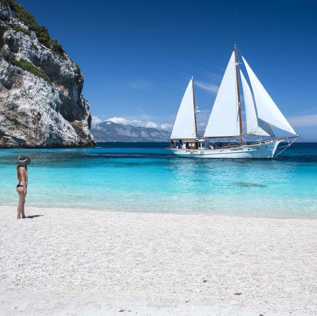 Cala Gonone: Sailing Ship Tour Around the Gulf of Orosei - About the Dovesesto Vessel