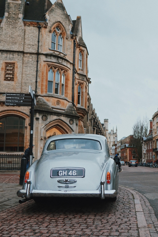 Cambridge: Untangle Cryptic Directions | Clue-Guided Tour - Highlights of the Tour